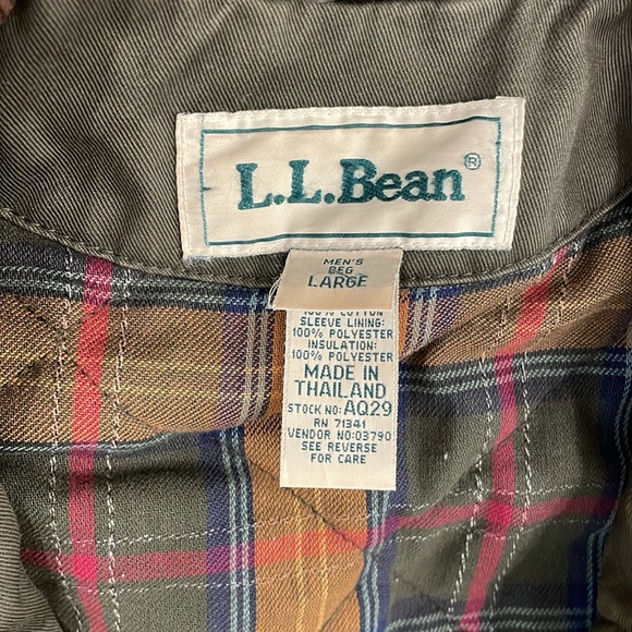 LL Bean Heavy Duty Flannel Lined Barn Coat Zip & Button Up - Picture 3 of 8